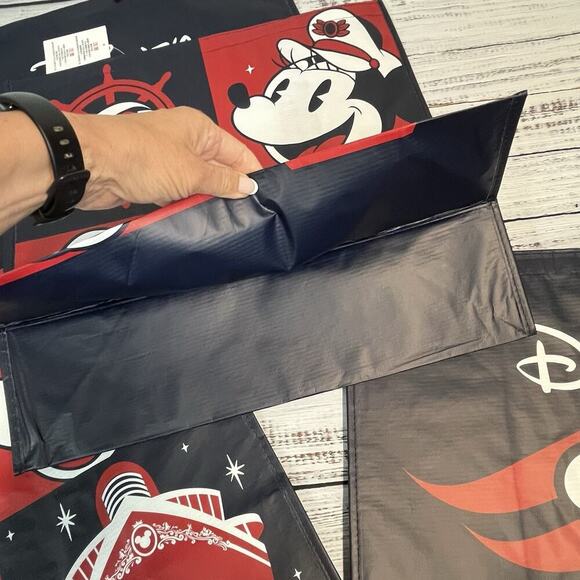 Set of 4 Disney Cruise Line Large Reusable Shopping Tote Bags 18"x17" (#1 Mickey - Picture 6 of 7